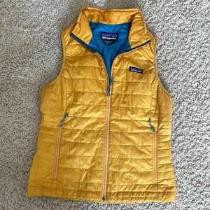 Women’s Patagonia Nano Puff- Yellow/Turquoise